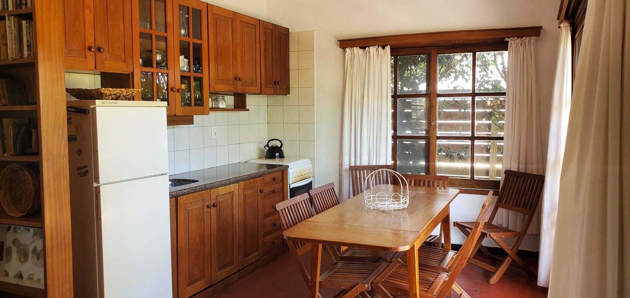 A 50m del mar, Las Flores