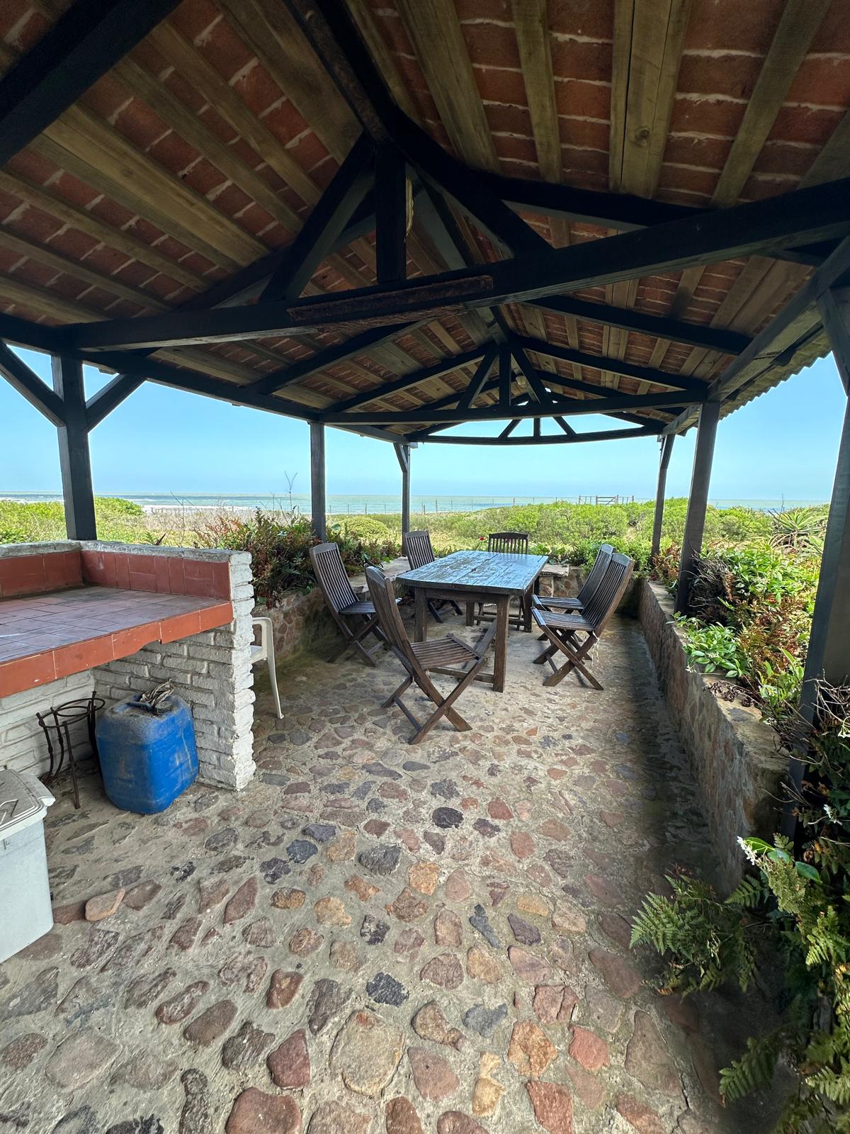 Chalet a pie de playa 
